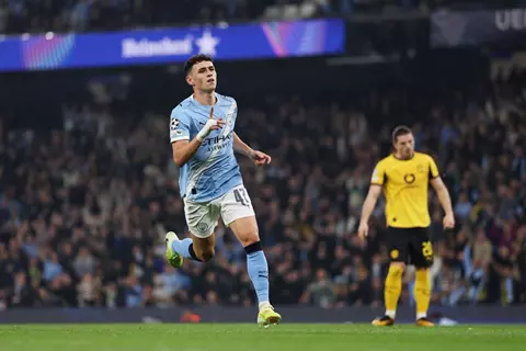 رسميًا.. فودين يتوج بجائزة لاعب الجولة في دوري أبطال أوروبا